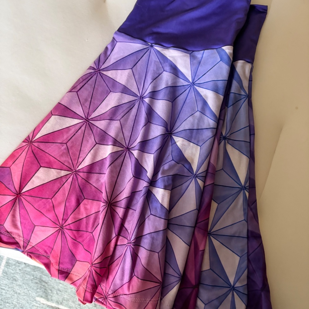 Epcot skater skirt - Picture 2 of 5